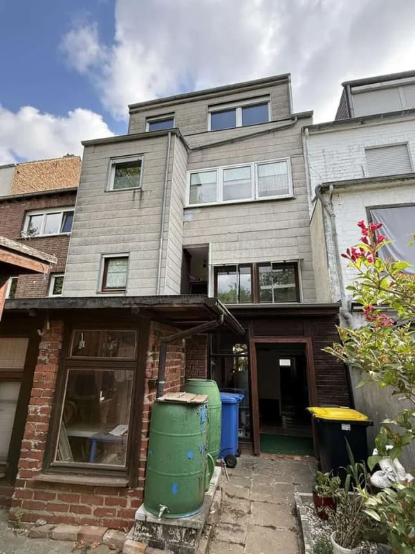 Immobilie in Düren - Zweifamilienhaus mit Süd-West-Garten und Sanierungspotenzial in Düren-Rölsdorf - Bild 2
