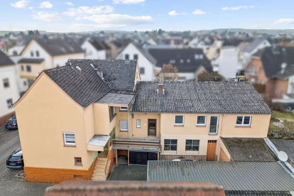 Immobilie in Elz - Kapitalanlage - Mehrgenerationenhaus - Lager-/Werkstattmöglichkeiten - in zentraler Lage!! - Bild 2