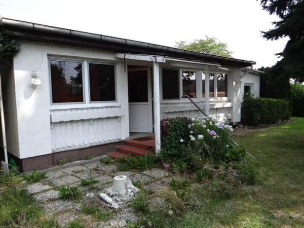 Immobilie in Waldhufen - Ein Ferienhaus am Feldrand mit tollem Blick - Bild 0