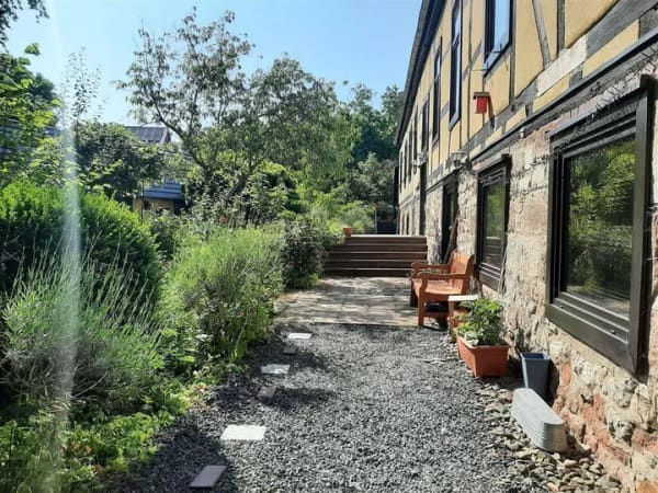 Immobilie in Hardegsen - PROVISIONSFREI ! Charmante Altbauwohnung mit zusätzlichem Wohngebäude in Hardegsen OT - Bild 3