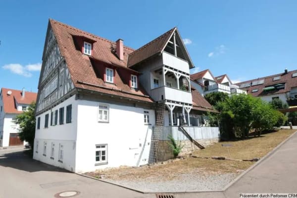 Immobilie in Remseck am Neckar - Fachwerk-Flair und Altbau-Charme in naturnaher Lage mit Balkon - Bild 0