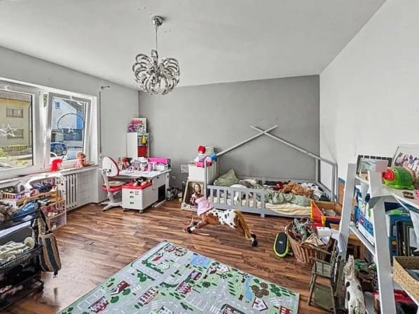 Immobilie in Großmehring - Attraktives Zweifamilienhaus mit zwei Wohneinheiten in Großmehring - auch als Kapitalanlage! - Bild 3