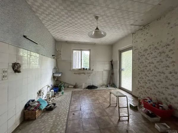 Immobilie in Westhofen - Sanierungsbedürftiges Einfamilienhaus mit Garage in Westhofen - Bild 4