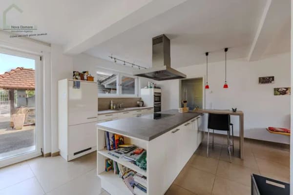 Immobilie in Meißenheim - Ländliche Idylle trifft modernen Wohnkomfort – Zweifamilienhaus mit Pferdehaltung - Bild 4
