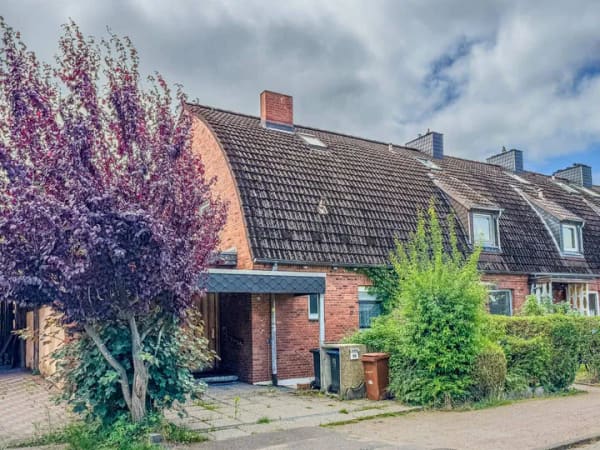Immobilie in Kiel - Kiel - Nähe Vieburger Gehölz - bezugsfreies Reihenendhaus in ruhiger und grüner Umgebung - Bild 1