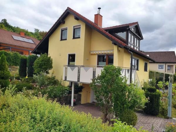 Immobilie in Ludwigschorgast - Ein schönes Zuhause in Südhanglage mit Panoramablick, nahe Kulmbach + Bayreuth gelegen. - Bild 4