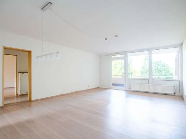 Immobilie in Herford - Helle 2-Zimmer-Wohnung mit Loggia und PKW-Stellplatz in Herford! - Bild 1