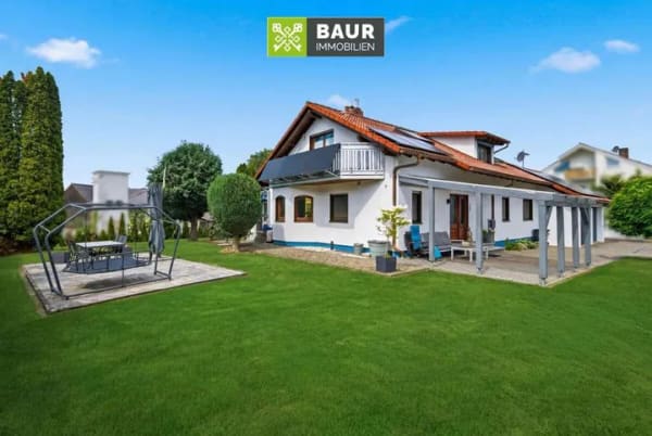 Immobilie in Riedhausen - 360° | Geräumiges Ein-/Zweifamilienhaus  auf traumhaftem Grundstück in Riedhausen! - Bild 0