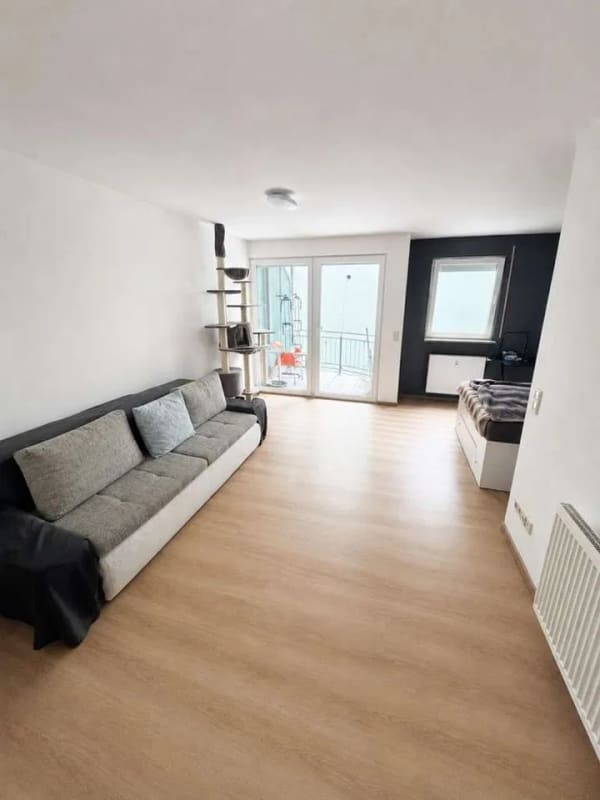 Immobilie in Coburg - Achtung Kapitalanleger! Seniorengerechte 1-Zimmer-Wohnung mit Balkon und TG-Stellplatz in Coburg-Ket - Bild 1