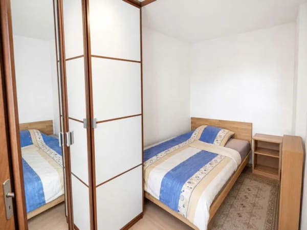 Immobilie in Coburg - Achtung Kapitalanleger! Seniorengerechte 1-Zimmer-Wohnung mit Balkon und TG-Stellplatz in Coburg-Ket - Bild 2