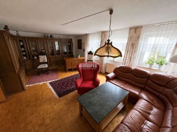 Immobilie in Bad Tennstedt - antaris Immobilien GmbH **Einfamilienhaus mit Charme, Innenhof, Garage und Gartengrundstück**  - Bild 4