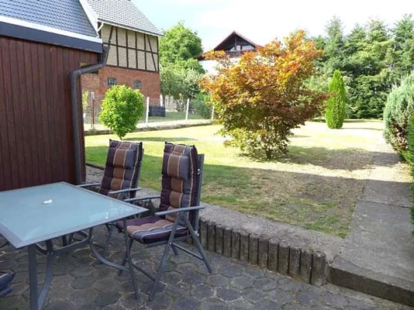 Immobilie in Ehringshausen - Gepflegtes Wohnhaus mit parkartigem Garten - Bild 4
