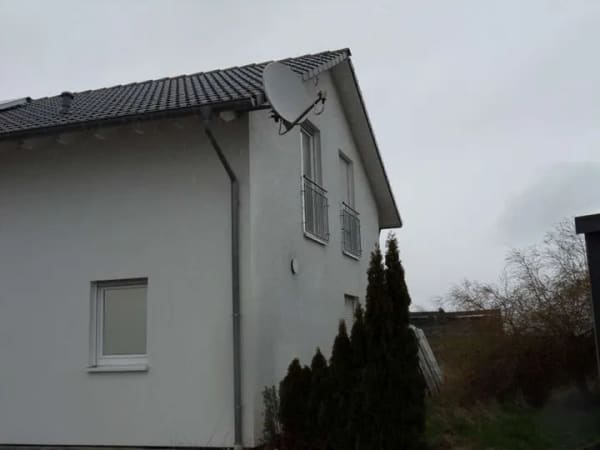 Immobilie in Neenstetten - Einfamilienhaus in Neenstetten aus der Zwangsversteigerung ! - Bild 1
