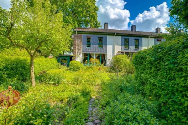 Immobilie in Kropp - REH in Kropp – 104m² voller Möglichkeiten mit Garten, Vollkeller, Garage & Platz für eigene Ideen! - Bild 1
