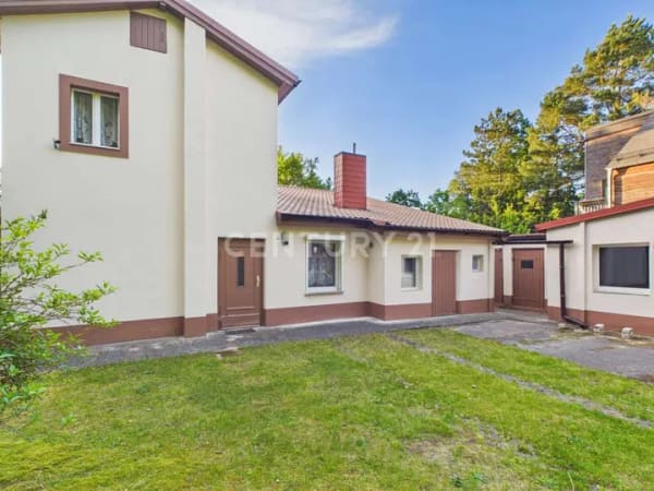 Immobilie in Oranienburg - Idyllisches Einfamilienhaus in Waldrandlage – Solides Fundament für Ihre Wohnträume - Bild 1