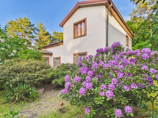 Immobilie in Oranienburg - Idyllisches Einfamilienhaus in Waldrandlage – Solides Fundament für Ihre Wohnträume - Bild 2