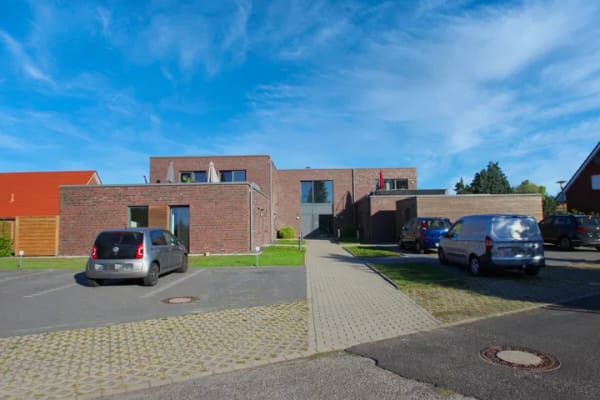 Immobilie in Hoogstede - Barrierefreie EG-Wohnung mit separatem Eingang und Gartenanteil - Bild 1