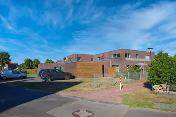 Immobilie in Hoogstede - Barrierefreie EG-Wohnung mit separatem Eingang und Gartenanteil - Bild 2