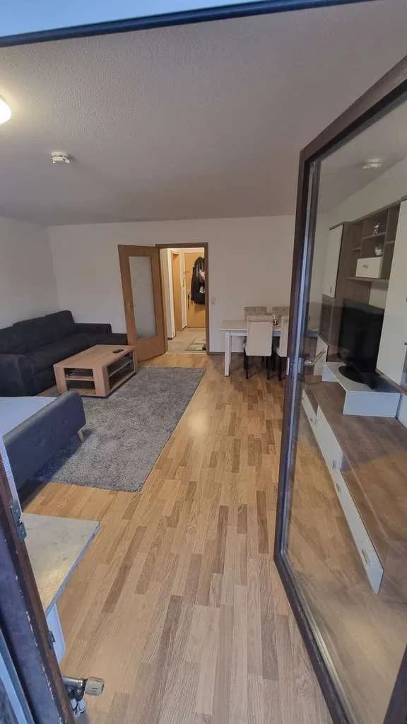 Immobilie in Eningen unter Achalm - Gemütliche 1-Zimmer-Wohnung mit Balkon, Achalmblick & Tiefgaragenstellplatz in ruhiger Lage - Bild 1