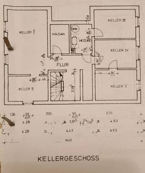 Immobilie in Giesen - 2 Familienhaus in super begehrter Feldrandlage in einer Sackgasse - Bild 2