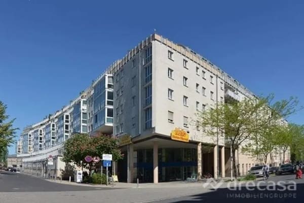 Immobilie in Dresden - 1,5 Raum Wohnung mit Balkon, EBK, TG - Bild 0
