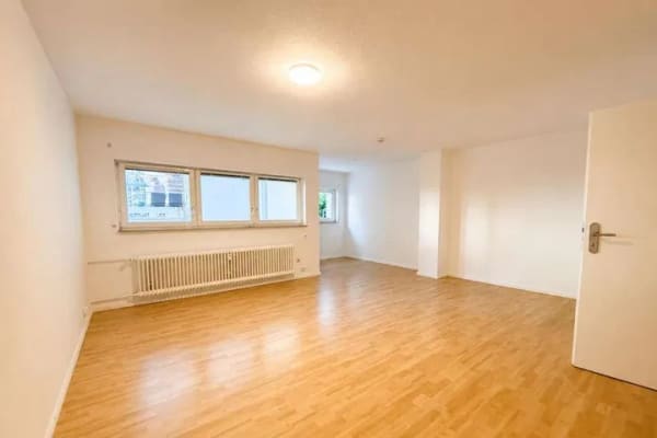 Immobilie in Bad Homburg vor der Höhe - Bad Homburg: Klein aber fein - tolle Lage für Ihr Unternehmen!  - Bild 1