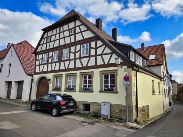 Immobilie in Zeil am Main - *DIGITALES ANGEBOTSVERFAHREN* Historisches Schmuckstück in der Altstadt von Zeil am Main (Einzelden - Bild 0