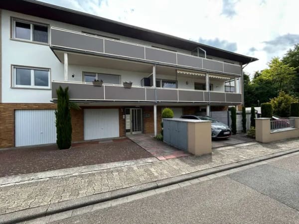 Immobilie in Nieder-Olm - Hier wird Qualität groß geschrieben - 4 ZKB Wohnung mit großem Balkon in Nieder-Olm - Bild 0