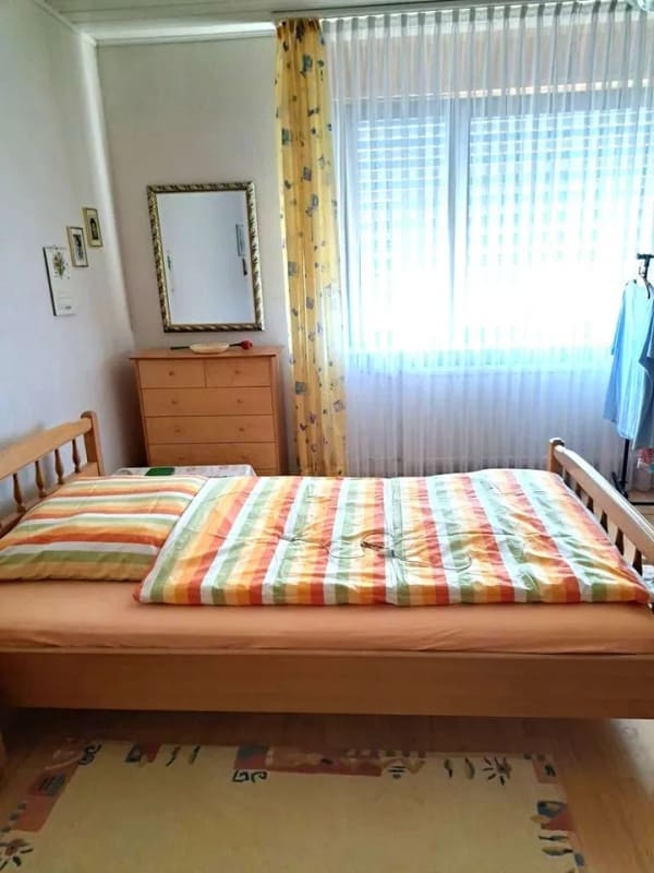 Immobilie in Püttlingen - gepflegtes Zweifamilienhaus in Ortsrandlage von Püttlingen - Bild 3