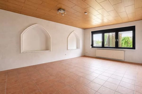 Immobilie in Biederitz - Großzügiges Zweifamilienhaus mit Platz für individuelle Wohnkonzepte in Biederitz - Bild 3