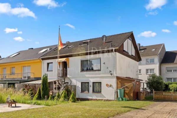 Immobilie in Alfter - Attraktives Zweifamilienhaus mit viel Raum für Ideen in Alfter-Witterschlick! - Bild 2