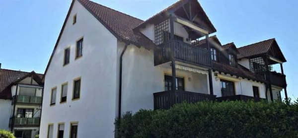 Immobilie in Wang - Großzügig Wohnen im Grünen! Solarthermie inklusive - 3-Zi.-Wohnung mit Balkon in Volkmannsdorf - Bild 2