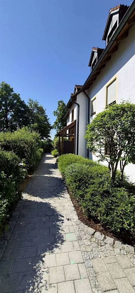 Immobilie in Wang - Großzügig Wohnen im Grünen! Solarthermie inklusive - 3-Zi.-Wohnung mit Balkon in Volkmannsdorf - Bild 3