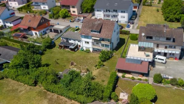 Immobilie in Eigeltingen - Seltene Gelegenheit  – freie 4-Zimmer-Wohnung mit Balkon in Eigeltingen  - Bild 1