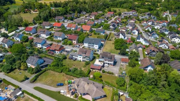 Immobilie in Eigeltingen - Seltene Gelegenheit  – freie 4-Zimmer-Wohnung mit Balkon in Eigeltingen  - Bild 2