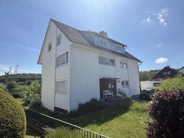 Immobilie in Eigeltingen - Seltene Gelegenheit  – freie 4-Zimmer-Wohnung mit Balkon in Eigeltingen  - Bild 4