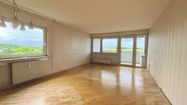 Immobilie in Bietigheim-Bissingen - 3,5-Zimmer-Wohnung über den Dächern von Bissingen  - Bild 2