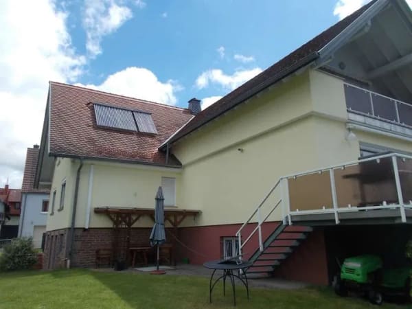 Immobilie in Wächtersbach - Zwei tolle Wohnungen im Grünen in Wächtersbach-Waldensberg - Bild 2