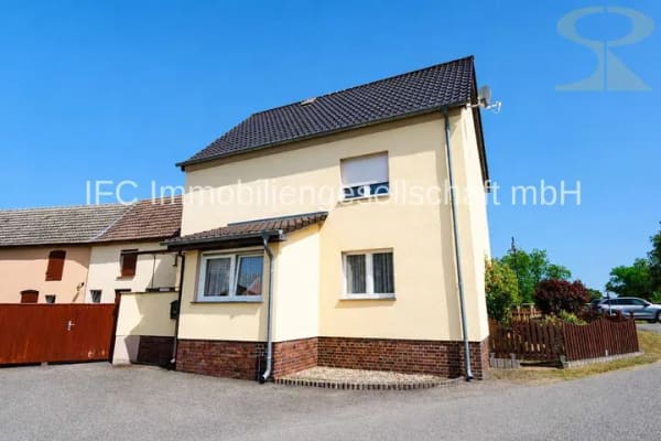 Immobilie in Jessen (Elster) - Einfamilienhaus mit großem Nebengelass in Jessen (Elster) OT Gorsdorf - Bild 1