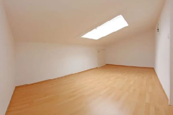 Immobilie in Prien am Chiemsee - Provisionsfrei: Helle und geräumige 2+2-Zimmer-Wohnung in See-und Ortsnähe in Prien am Chiemsee - Bild 4