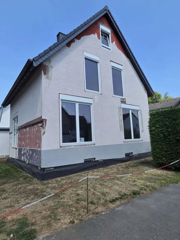Immobilie in Kreuzau - EFH für den Handwerker, in guter Lage mit schönem Grundstück in Kreuzau, OT Üdingen - Bild 1