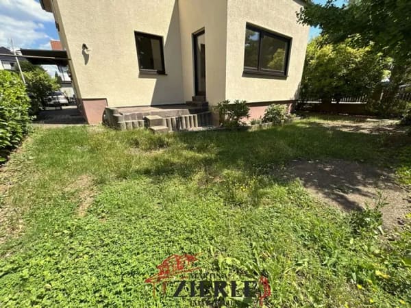 Immobilie in Eislingen/Fils - Gepflegtes Zwei-Familienhaus mit sonnigem Garten und Terrasse in Eislingen! - Bild 2