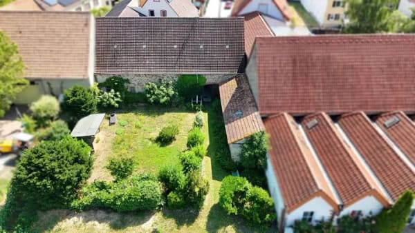 Immobilie in Friedelsheim - Ein Anwesen mit Charakter – großzügiges Hofanwesen mit traumhaftem Grundstück - Bild 4