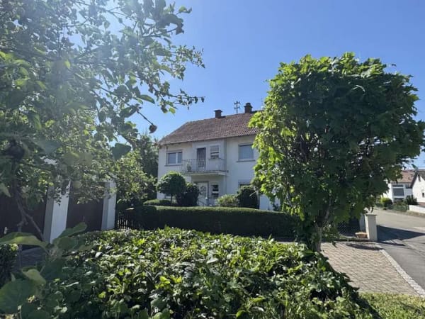Immobilie in Haßmersheim - Das Haus bietet eine angenehme Wohnatmosphäre und individuelle Gestaltungsmöglichkeiten - Bild 2