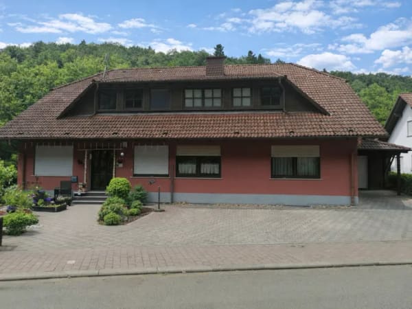 Immobilie in Obernheim-Kirchenarnbach - Mehrfamilienhaus in Obernheim-Kirchenarnbach - Bild 1