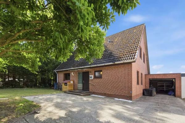 Immobilie in Hammoor - Exklusives Einfamilienhaus in ruhiger Feldrandlage mit vielseitigen Möglichkeiten - Bild 0