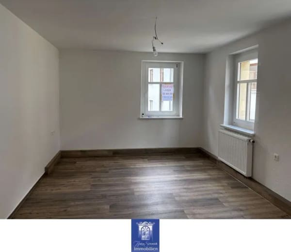 Immobilie in Kamenz - Kamjenc - Wohnen in der Kamenzer Innenstadt! Gemütliches, saniertes EFH mit Terrasse, Garten und 2 Garagen! - Bild 1