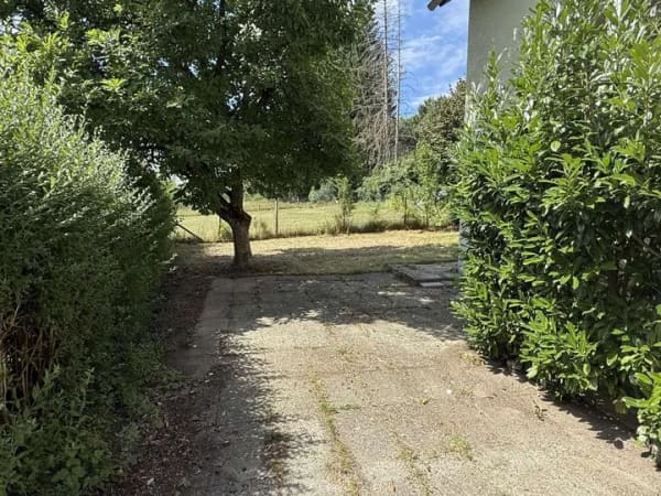 Immobilie in Pfullendorf - Sofort verfügbar! Drei Wohneinheiten in zentraler Ortsrandlage von Aach-Linz
 - Bild 3