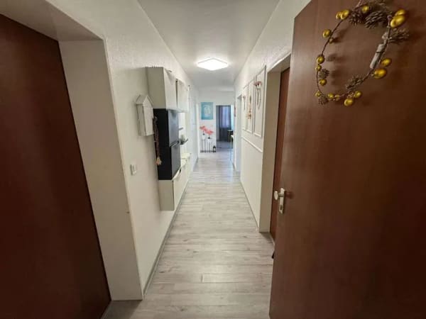 Immobilie in Affing - Die Gelegenheit! Sanierte 4-Zimmerwohnung mit Loggia in Mühlhausen-Anwalting - Bild 0