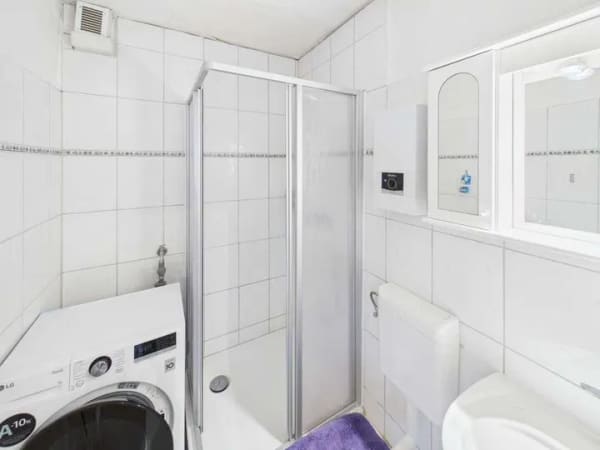 Immobilie in Isernhagen - Sofort bezugsfrei: 1,5-Zimmer-Eigentumswohnung in zentraler Lage von Isernhagen-Altwarmbüchen - Bild 2